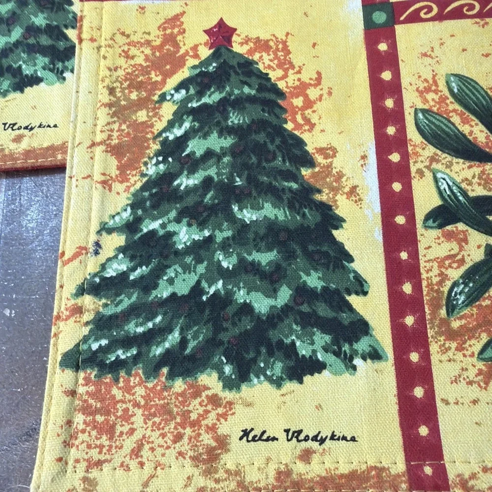 Vintage Helen Vladykina Christmas Linen Placemats Set of 4 Festive Botanical Art